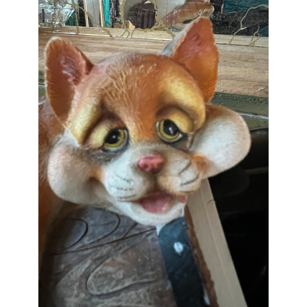 Vintage Whimsical Cat Wine Bottle Holder Resin Tipsy Kitty Vinyard Kitchen Decor - Picture 3 of 13